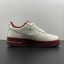 Cargar imagen en el visor de la galería, Air Force 1 07 Low 40th Anniversary Sail Team Red Metallic Gold DQ7582-100
