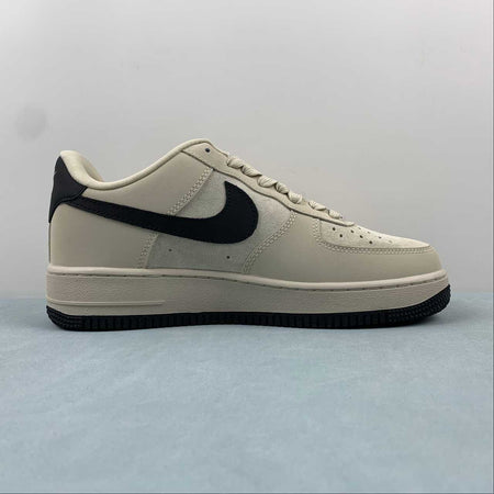 Air Force 1 07 Low LV Off White Black  XB8228-834