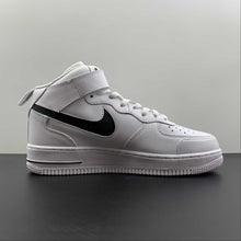 Cargar imagen en el visor de la galería, Air Force 1 07 Mid LV8 Utility Shadow Gray White Black CV3039-108
