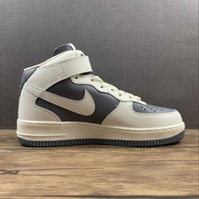 Cargar imagen en el visor de la galería, Air Force 1 07 Mid Beige Gray White Black LZ6819-609
