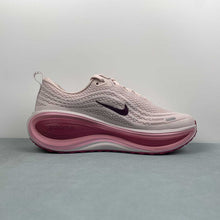 Cargar imagen en el visor de la galería, Nike Zoom Vomero PLUS Sweet Beet HV8154-602
