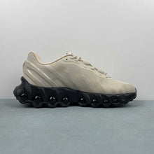 Cargar imagen en el visor de la galería, Air Max Dn8 Fossil Black HF5509-101
