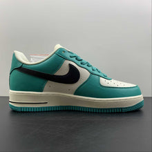 Cargar imagen en el visor de la galería, Air Force 1 07 Low SU19 Green Lake Bridge Black GH5696-302
