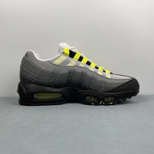Cargar imagen en el visor de la galería, Air Max 95 OG Neon Black Neon Yellow Light Graphite CT1689-001
