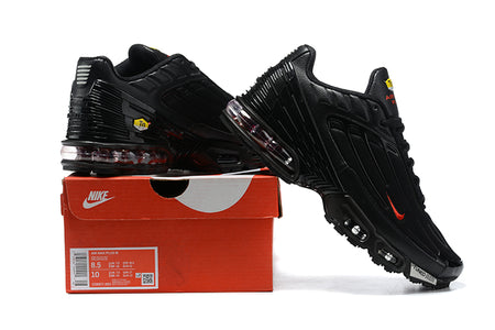 Air Max Plus 3 Black University Red CD0471-003