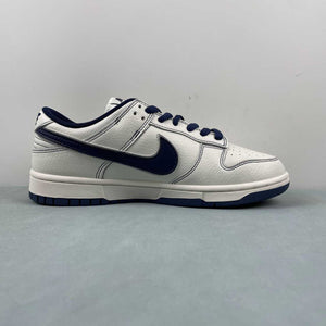 Undefeated x SB Dunk Low SP Off White Midnight Navy FC1688-138