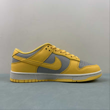 Cargar imagen en el visor de la galería, SB Dunk Low Citron Pulse Light Bone Citron Pulse Sail DD1503-002
