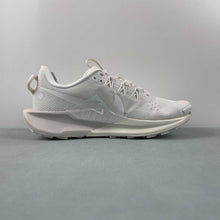 Cargar imagen en el visor de la galería, Nike Reactx Pegasus Trail 5 Summit White Light Orewood Brown DV3864-101
