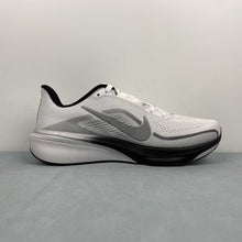 Cargar imagen en el visor de la galería, Air Zoom Pegasus 42 Summit White Black Metallic Silver II7210-100
