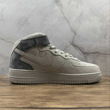 Cargar imagen en el visor de la galería, Air Force 1 07 Mid Classic Dark Gray 807618-200
