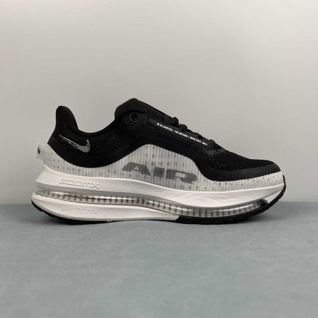 Pegasus Premium Black White Silver HQ2592-008