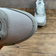 Cargar imagen en el visor de la galería, Air Max 1 City Pack London Smoke Grey Valerian Blue CV1639-001
