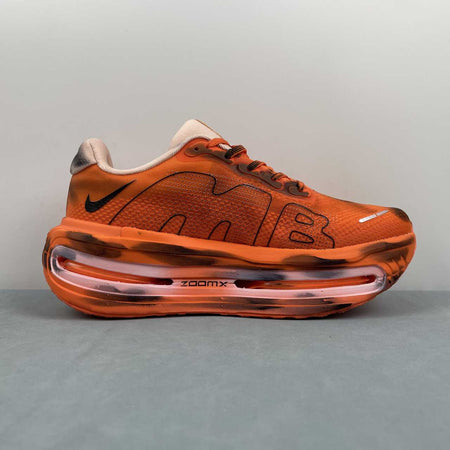 NIKE Vomero Premium Melitta Baumeister IQ7166-800