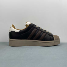 Cargar imagen en el visor de la galería, Adidas Superstar 2 Core Black Brown Wonder White JP9187
