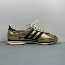 Cargar imagen en el visor de la galería, Adidas SL 72 RS Gold Metallic Black JH5110
