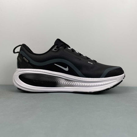 Nike Zoom Vomero 18 GTX Black White Metallic Silver HQ7002-002