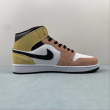 Cargar imagen en el visor de la galería, Air Jordan 1 Mid SE Flight Club Magic Ember Sundial White Black DX4332-800
