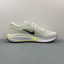 Cargar imagen en el visor de la galería, Nike Journey Run Barely Volt Volt White Black FN0228-700
