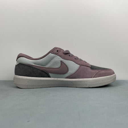 SB Force 58 Flt Silver Taupe Grey Dark DV5477-010