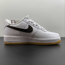 Cargar imagen en el visor de la galería, Air Force 1 07 Low Dark White Brown DM0576-100
