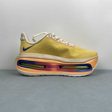 Cargar imagen en el visor de la galería, Nike Vomero Premium Lemon Yellow FN8453-025

