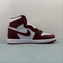 Cargar imagen en el visor de la galería, Air Jordan 1 Retro High OG White Team Red DZ5485-160
