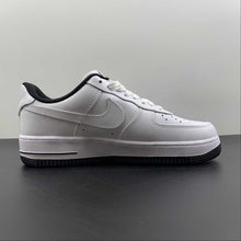 Cargar imagen en el visor de la galería, Air Force 1 07 Low White Black Gold DD1225-001
