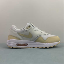 Cargar imagen en el visor de la galería, Air Max 1 Premium Summit White Phantom FB5060-100
