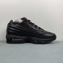 Cargar imagen en el visor de la galería, Supreme x Air Max 95 Lux Black CI0999-001
