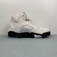 Cargar imagen en el visor de la galería, Air Jordan 5 Retro Medium Soft Pink HQ7978-102
