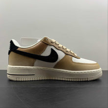 Cargar imagen en el visor de la galería, Air Force 1 07 Low Ale Brown Sanddrift DO6682-200
