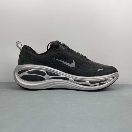 Nike Zoom Vomero PLUS Anthracite Cannon White Reflect silver IM6011-060