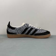 Cargar imagen en el visor de la galería, Adidas Samba OG Year Of The Hourse Blue JR8742
