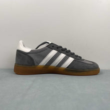Cargar imagen en el visor de la galería, Adidas Handball Spezial Grey Four Off White IH6588
