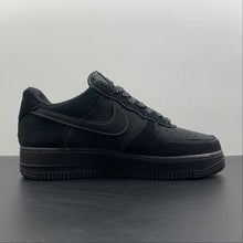 Cargar imagen en el visor de la galería, Air Force 1 07 Low x Venom Black White BS5085-204
