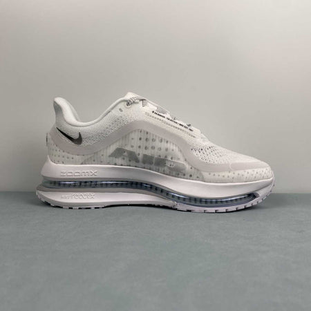 Pegasus Premium White Metallic Silver HQ2592-102