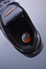 Cargar imagen en el visor de la galería, Air Max Dn8 Gray-Orange Gradient FQ7860-011
