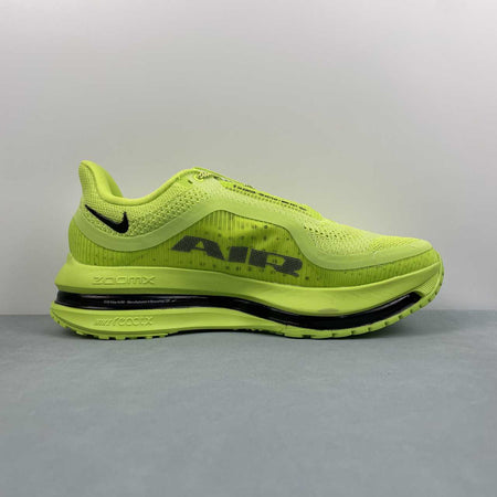 Pegasus Premium Volt Black HQ2592-700