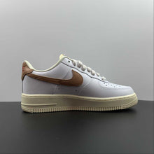 Cargar imagen en el visor de la galería, Air Force 1 Low White Archaeo Brown Coconut Milk DJ9943-101
