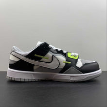 Cargar imagen en el visor de la galería, SB Dunk Low Scrap Wolf Gris Light Lemon Twist DC9723-001
