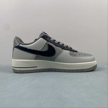 Cargar imagen en el visor de la galería, Air Force 1 07 Low Joker Gray Dark Blue XL2312-222

