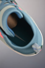 Cargar imagen en el visor de la galería, Nike ACG Zegama Lake Green Pink HV8113-300
