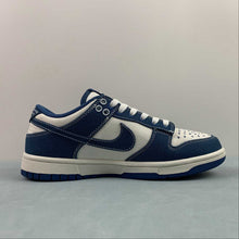 Cargar imagen en el visor de la galería, SB Dunk Low Industrial Blue Sashiko Summit White DV0834-101
