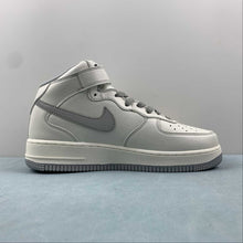 Cargar imagen en el visor de la galería, Air Force 1 07 Mid White Dark Grey AO6617-306
