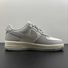 Cargar imagen en el visor de la galería, Air Force 1 07 Low x Stussy Light Gray Rice White ST2022-616

