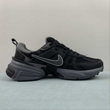 Cargar imagen en el visor de la galería, Nike V2k Run Black Carbon Ash Black FD0736-001
