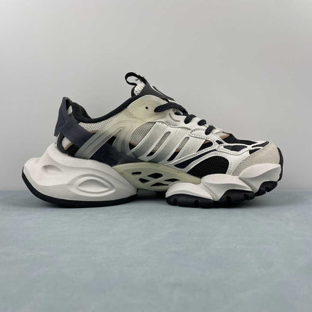 Adidas XLG Runner Deluxe Beige Black JR0577