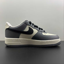 Cargar imagen en el visor de la galería, Air Force 1 Low Grey White FD9063-100
