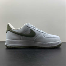 Cargar imagen en el visor de la galería, Air Force 1 07 Low Dark Blue Green DG2296-002

