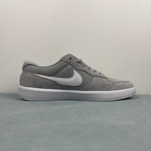 Cargar imagen en el visor de la galería, SB Force 58 Wolf Grey White Wolf Grey CZ2959-004
